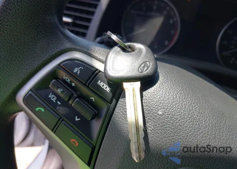 2017 Hyundai Elantra Se from USA, damaged, VIN 5NPD84LF4HH076949